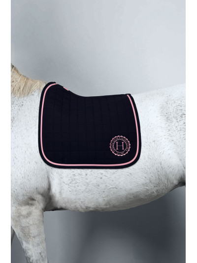 Suzie Tapis de Selle Octobre Rose