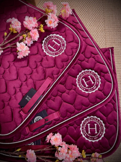 Tapis de selle Valentine - HARCOUR